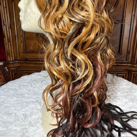 Pazazz PL-Judi Designer Collection 27" Lace Front Wavy Color F467 Synthetic Wig - Picture 15 of 16